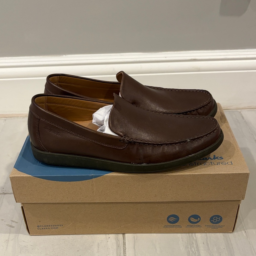 Clarks Men's Ferius Creek Moc-Toe Loafers in Dark Brown Leather